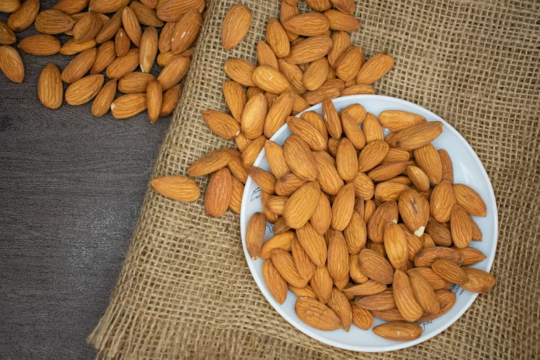 Almonds for Weight Loss: The Nutty Secret to Shedding Pounds!